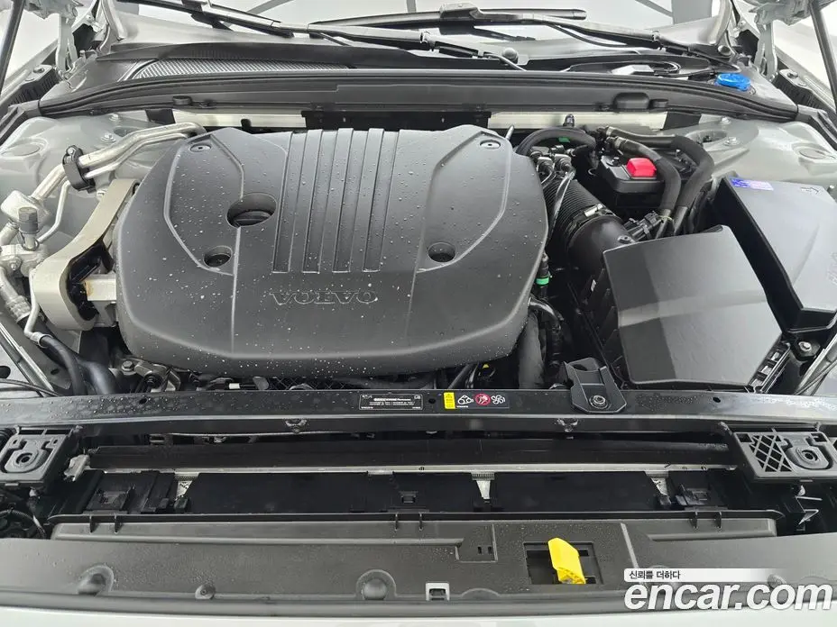 Volvo V60 2024 2.0 автомат (гидро), фото 7 Volvo V60 2024 2.0 автомат (гидро), фото 7