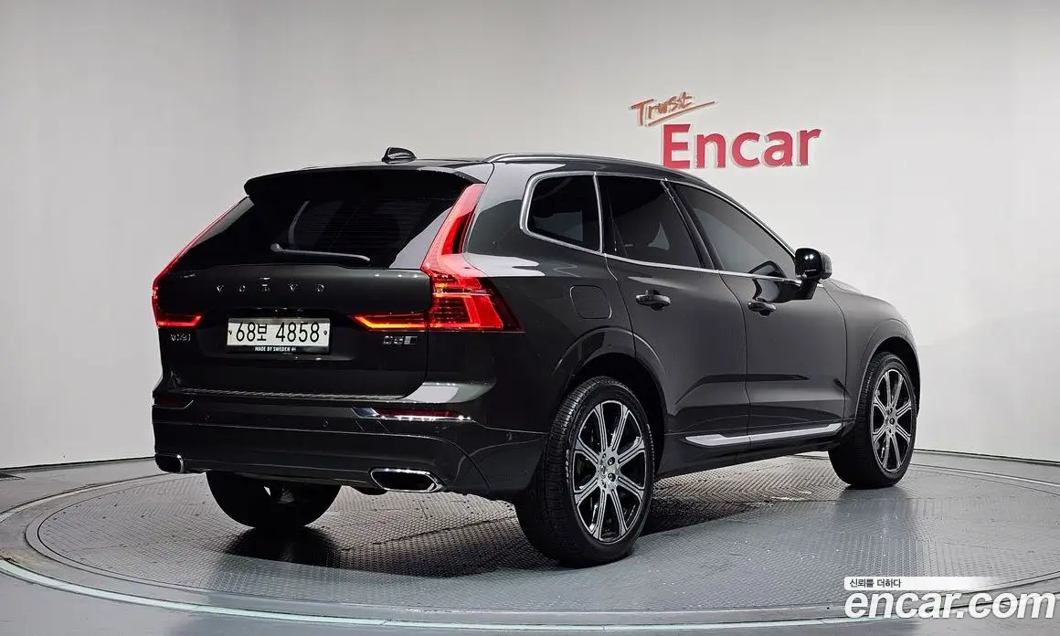 Volvo XC60 2018 2.0 автомат (гидро), фото 2 Volvo XC60 2018 2.0 автомат (гидро), фото 2