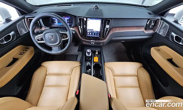 Volvo XC60 2023 2.0 автомат (гидро), миниатюра 7 Volvo XC60 2023 2.0 автомат (гидро), миниатюра 7