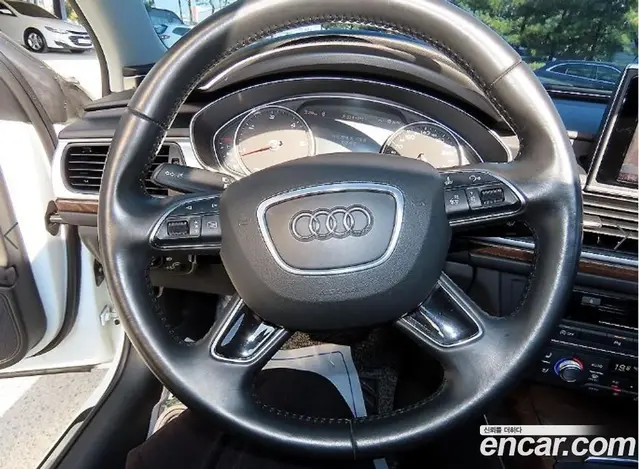 Audi A6 2015 2.0 автомат (гидро), миниатюра 8 Audi A6 2015 2.0 автомат (гидро), миниатюра 8