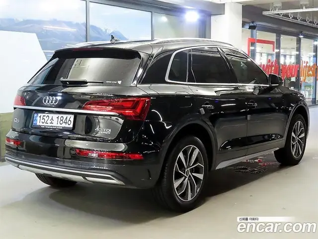 Audi Q5 2024 2.0 автомат (гидро), миниатюра 5