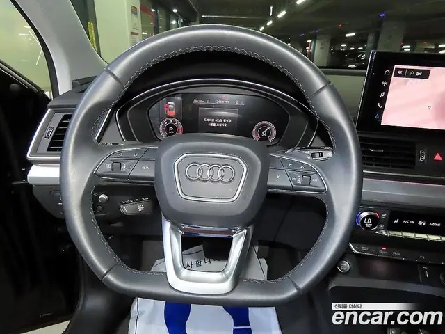 Audi Q5 2024 2.0 автомат (гидро), миниатюра 9