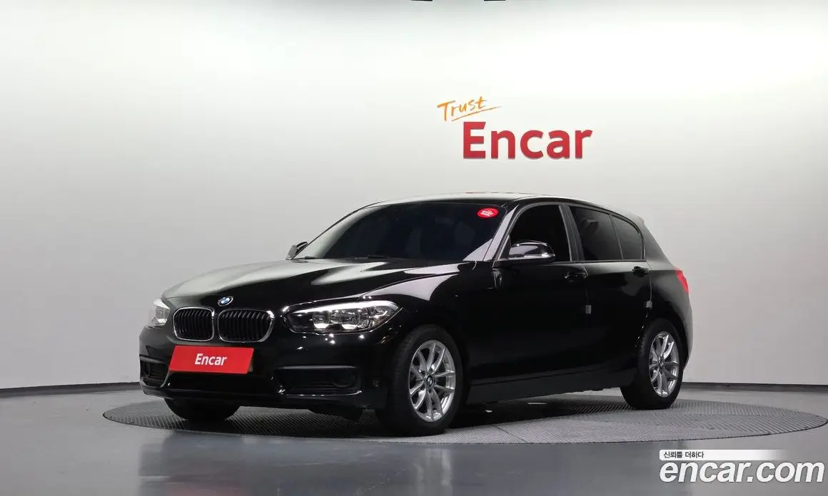BMW 1 серия 2017 2.0 автомат (гидро), фото 1 BMW 1 серия 2017 2.0 автомат (гидро), фото 1
