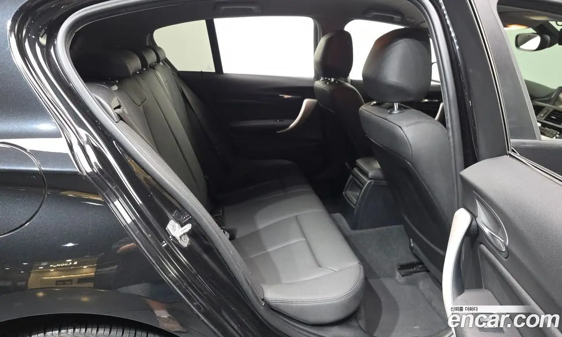 BMW 1 серия 2017 2.0 автомат (гидро), фото 12 BMW 1 серия 2017 2.0 автомат (гидро), фото 12