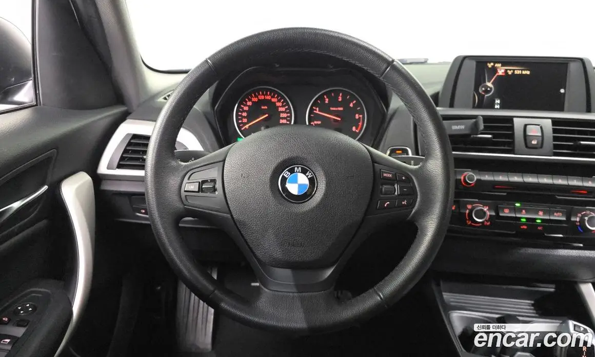 BMW 1 серия 2017 2.0 автомат (гидро), фото 14 BMW 1 серия 2017 2.0 автомат (гидро), фото 14