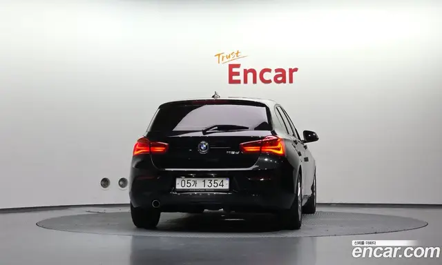 BMW 1 серия 2017 2.0 автомат (гидро), миниатюра 4 BMW 1 серия 2017 2.0 автомат (гидро), миниатюра 4