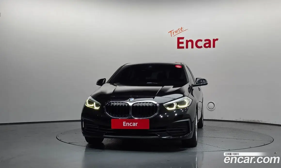 BMW 1 серия 2021 2.0 автомат (гидро), фото 3