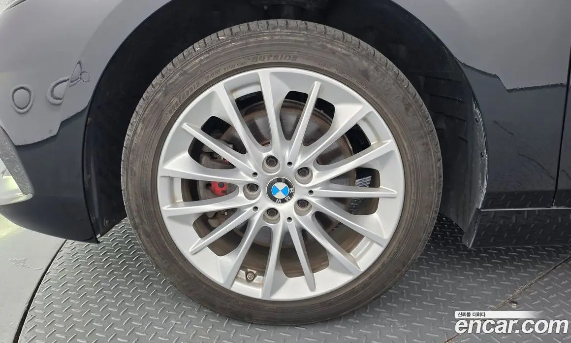 BMW 1 серия 2021 2.0 автомат (гидро), фото 5