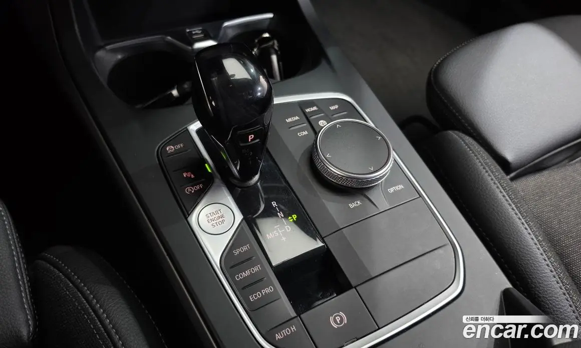 BMW 1 серия 2021 2.0 автомат (гидро), фото 9