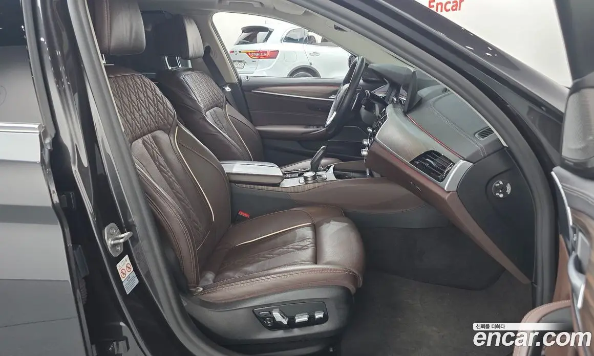 BMW 5 серия 2022 2.0 автомат (гидро), фото 11