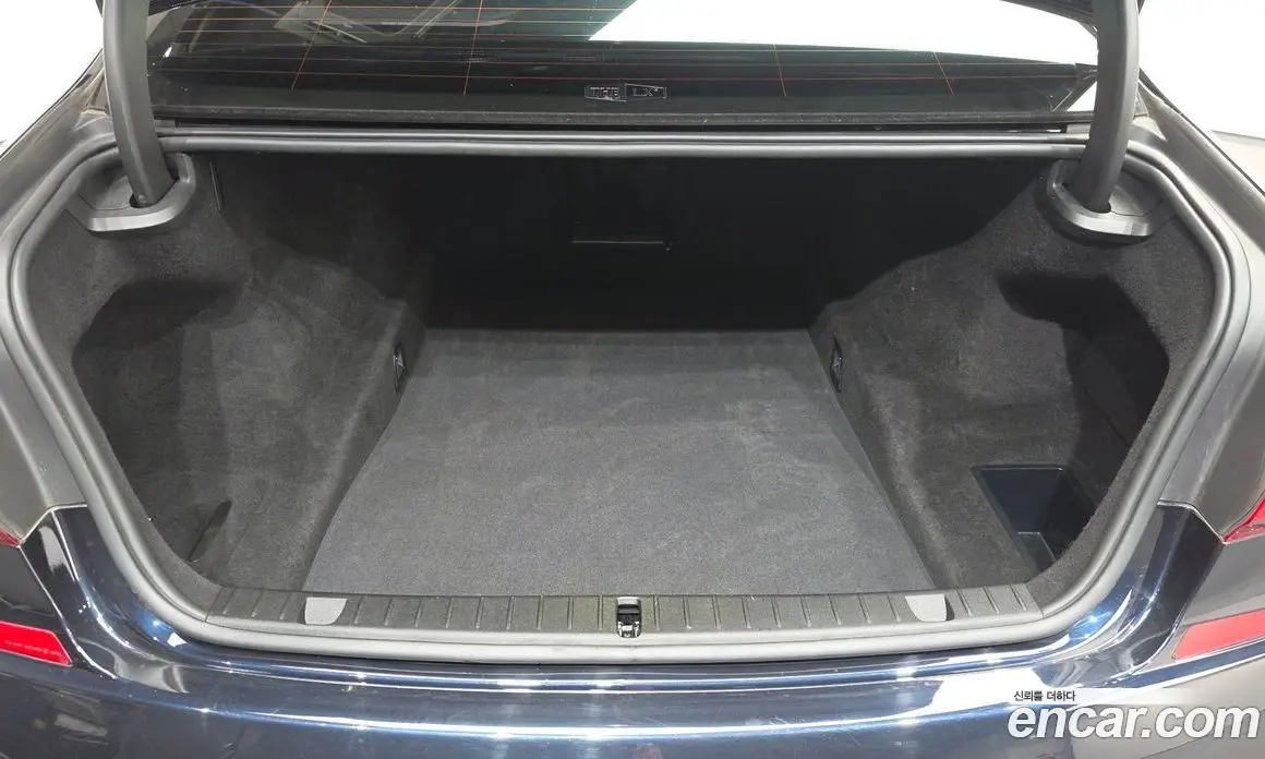 BMW 7 серия 2018 3.0 автомат (гидро), фото 19