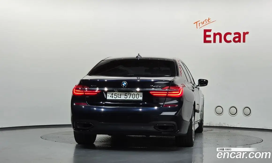 BMW 7 серия 2018 3.0 автомат (гидро), фото 4