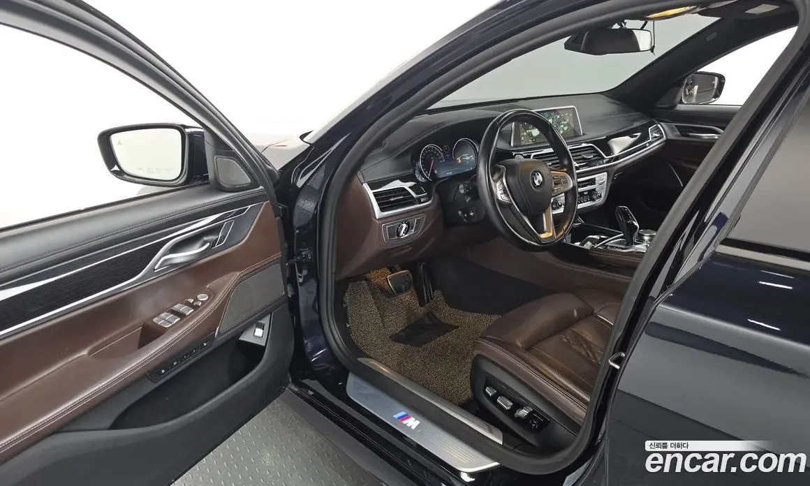 BMW 7 серия 2018 3.0 автомат (гидро), фото 10