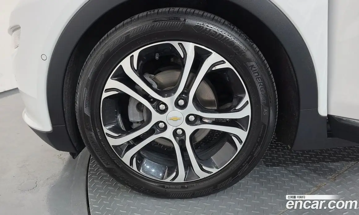 Chevrolet Bolt EV 2019 0.2 автомат (гидро), фото 5 Chevrolet Bolt EV 2019 0.2 автомат (гидро), фото 5