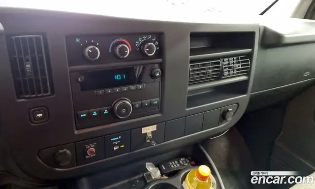 Chevrolet Express Van 2008 6.0 механика, миниатюра 7 Chevrolet Express Van 2008 6.0 механика, миниатюра 7