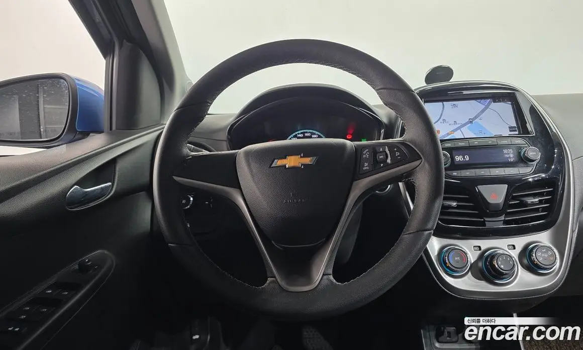 Chevrolet Spark 2016 1.0 автомат (гидро), фото 14