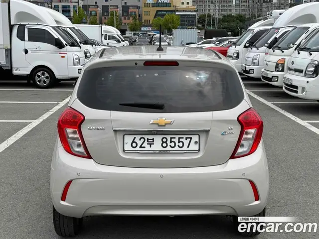 Chevrolet Spark 2017 1.0 автомат (гидро), миниатюра 4 Chevrolet Spark 2017 1.0 автомат (гидро), миниатюра 4