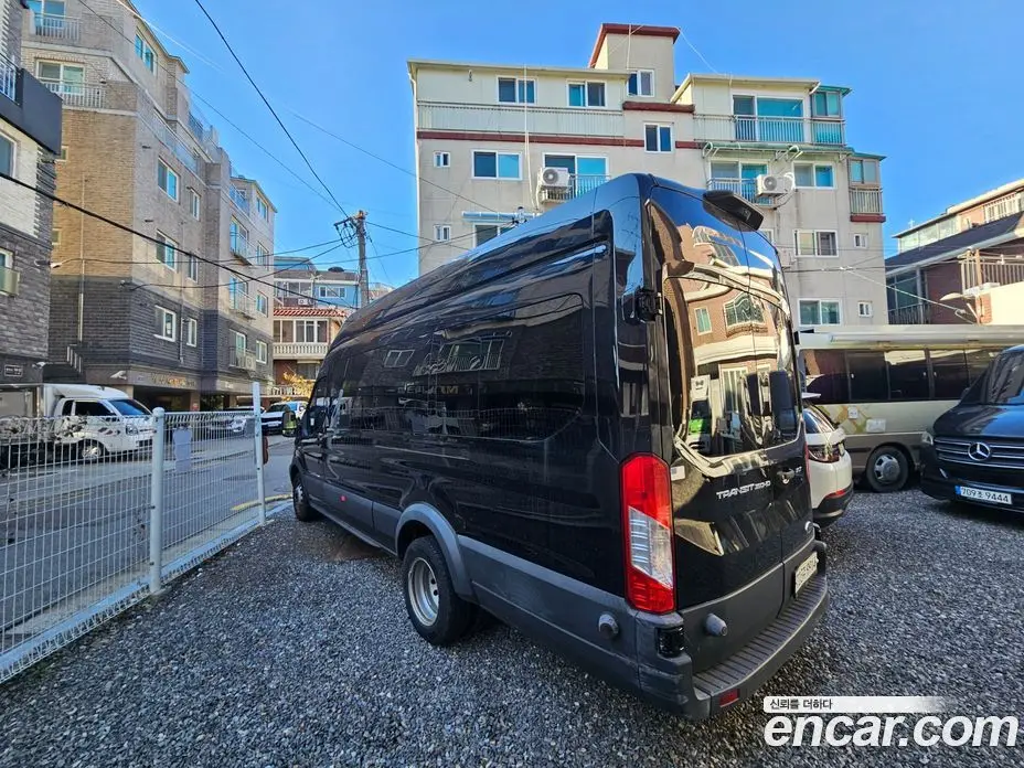 Ford Transit 2018 3.7 автомат (гидро), фото 4 Ford Transit 2018 3.7 автомат (гидро), фото 4