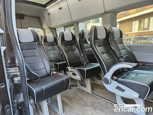 Ford Transit 2018 3.7 автомат (гидро), миниатюра 6 Ford Transit 2018 3.7 автомат (гидро), миниатюра 6
