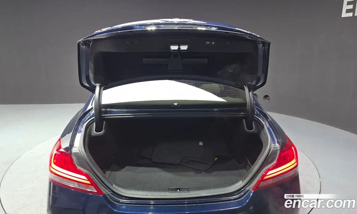 Genesis G70 2019 2.0 автомат (гидро), фото 15
