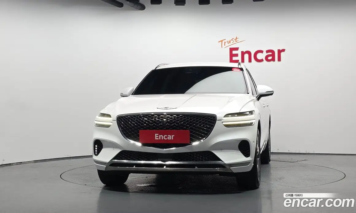 Genesis GV70 2022 2.5 автомат (гидро), фото 3 Genesis GV70 2022 2.5 автомат (гидро), фото 3