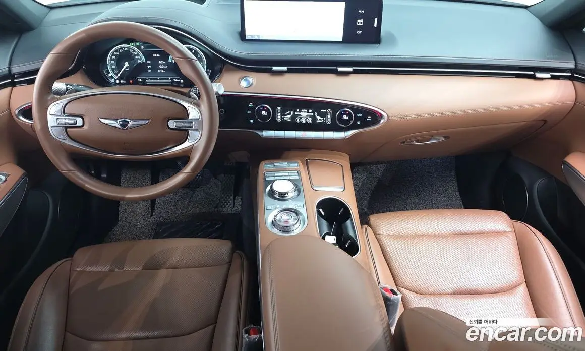 Genesis GV70 2022 2.5 автомат (гидро), фото 7 Genesis GV70 2022 2.5 автомат (гидро), фото 7