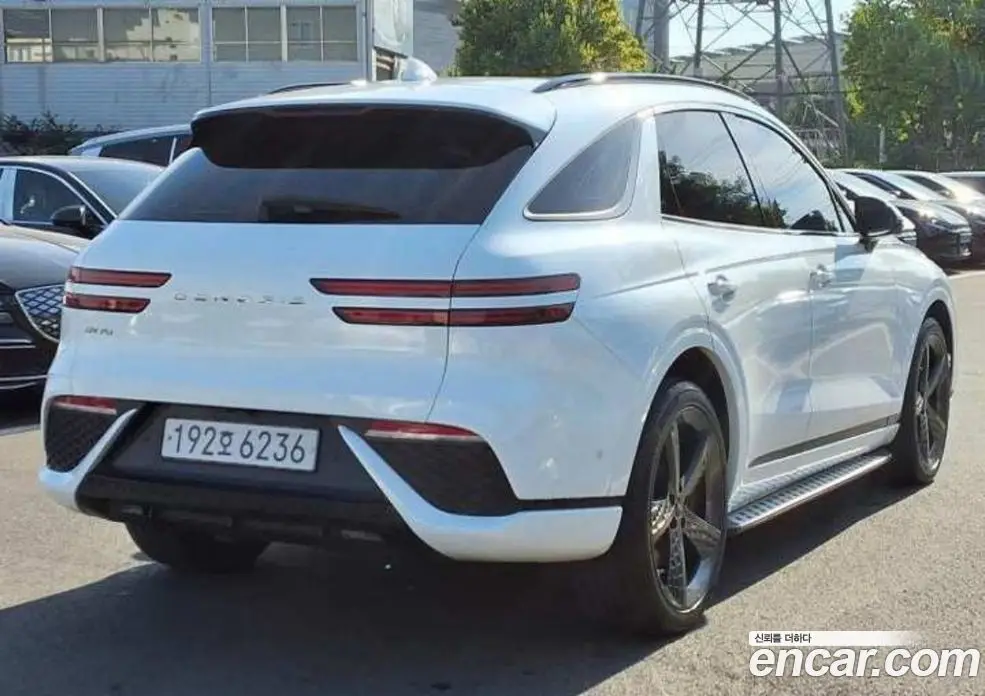 Genesis GV70 2024 2.2 автомат (гидро), фото 3