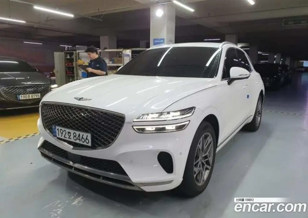Genesis GV70 2024 2.5 автомат (гидро), фото 2 Genesis GV70 2024 2.5 автомат (гидро), фото 2