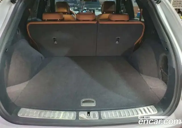 Genesis GV70 2024 2.5 автомат (гидро), миниатюра 11 Genesis GV70 2024 2.5 автомат (гидро), миниатюра 11
