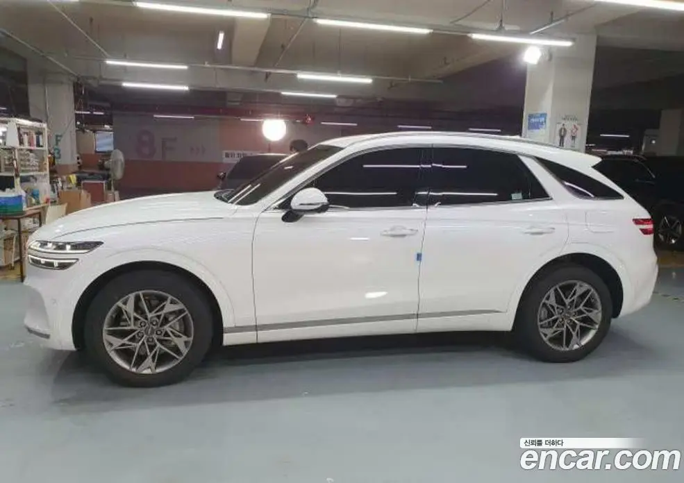Genesis GV70 2024 2.5 автомат (гидро), фото 5 Genesis GV70 2024 2.5 автомат (гидро), фото 5