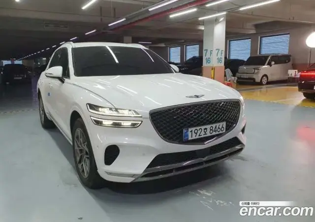 Genesis GV70 2024 2.5 автомат (гидро), миниатюра 8 Genesis GV70 2024 2.5 автомат (гидро), миниатюра 8
