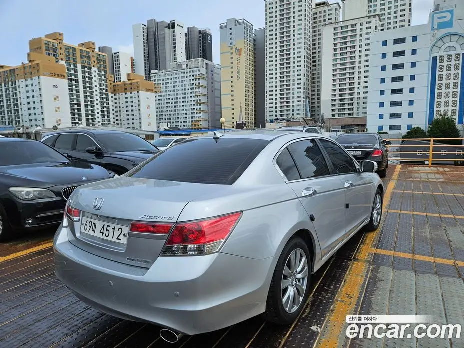 Honda Accord 2011 3.5 автомат (гидро), фото 4 Honda Accord 2011 3.5 автомат (гидро), фото 4