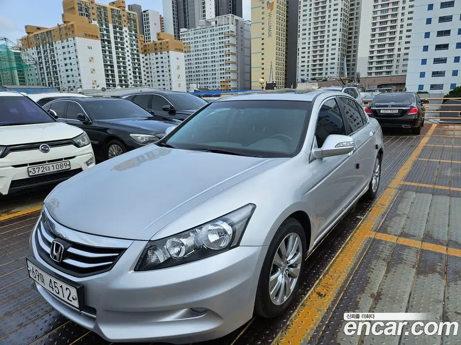 Honda Accord 2011 3.5 автомат (гидро), фото 8 Honda Accord 2011 3.5 автомат (гидро), фото 8