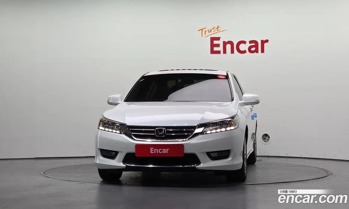 Honda Accord 2015 2.4 автомат (гидро), фото 3 Honda Accord 2015 2.4 автомат (гидро), фото 3