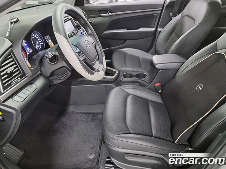 Hyundai Avante 2016 1.6 автомат (гидро), фото 11 Hyundai Avante 2016 1.6 автомат (гидро), фото 11