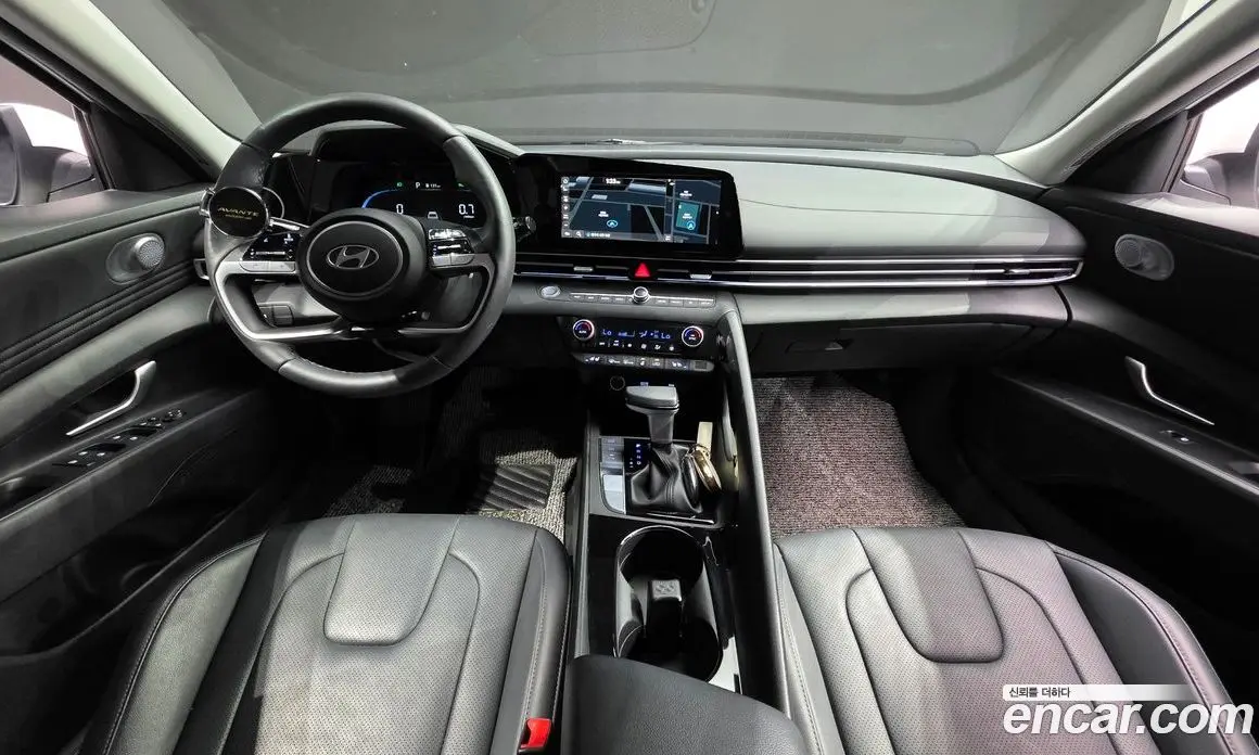 Hyundai Avante 2023 1.6 автомат (гидро), фото 7