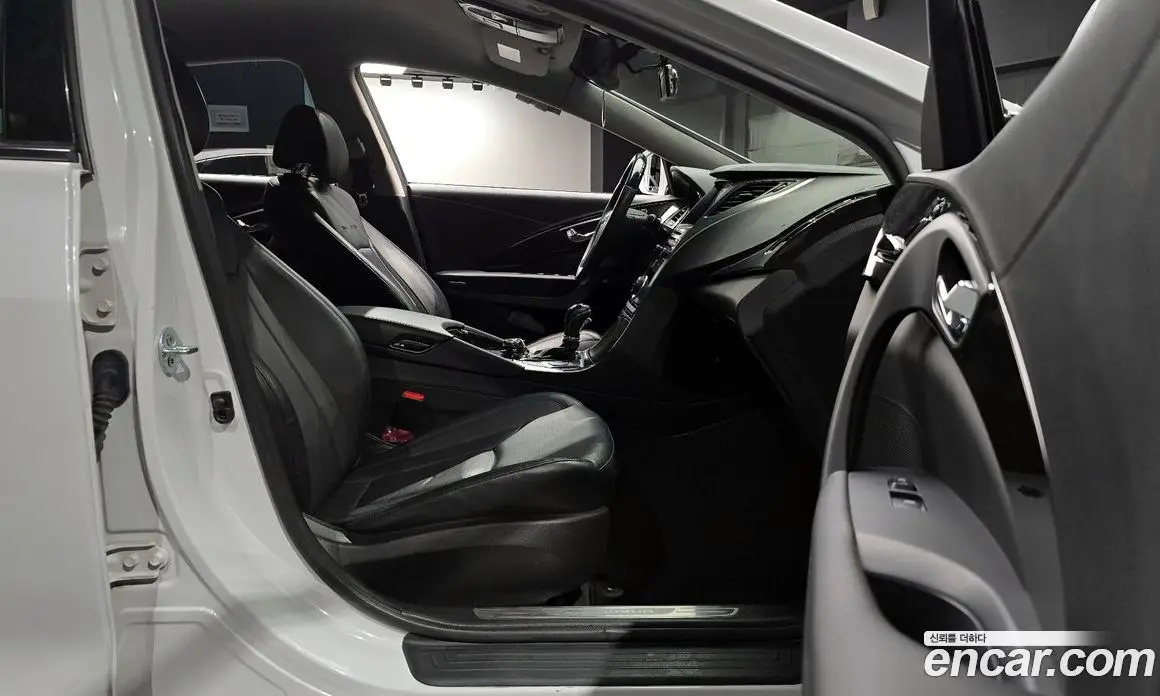 Hyundai Grandeur 2015 2.4 автомат (гидро), фото 11