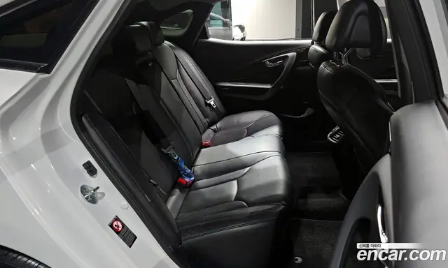 Hyundai Grandeur 2015 2.4 автомат (гидро), миниатюра 12