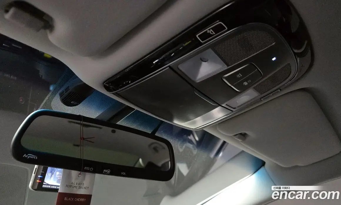 Hyundai Grandeur 2015 2.4 автомат (гидро), фото 19
