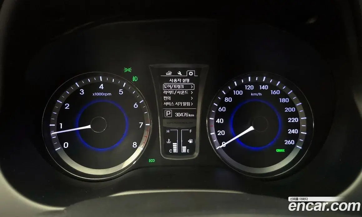 Hyundai Grandeur 2015 2.4 автомат (гидро), фото 8