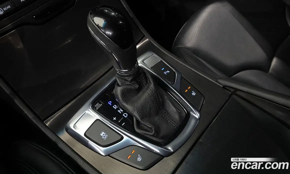 Hyundai Grandeur 2015 2.4 автомат (гидро), фото 9