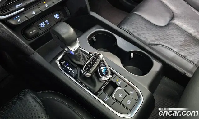 Hyundai Santa Fe 2019 2.0 автомат (гидро), миниатюра 9 Hyundai Santa Fe 2019 2.0 автомат (гидро), миниатюра 9