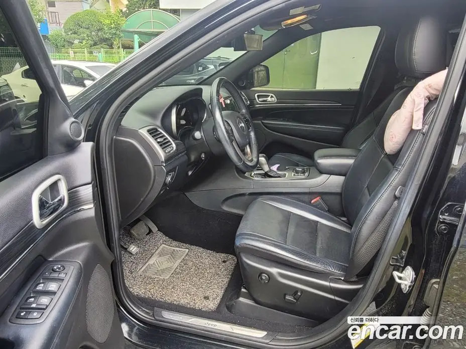 Jeep Cherokee 2019 3.6 автомат (гидро), фото 9