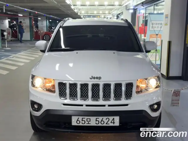 Jeep Compass 2017 2.4 автомат (гидро), миниатюра 2