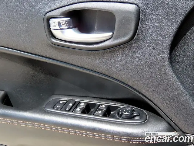 Jeep Compass 2019 2.4 автомат (гидро), миниатюра 11