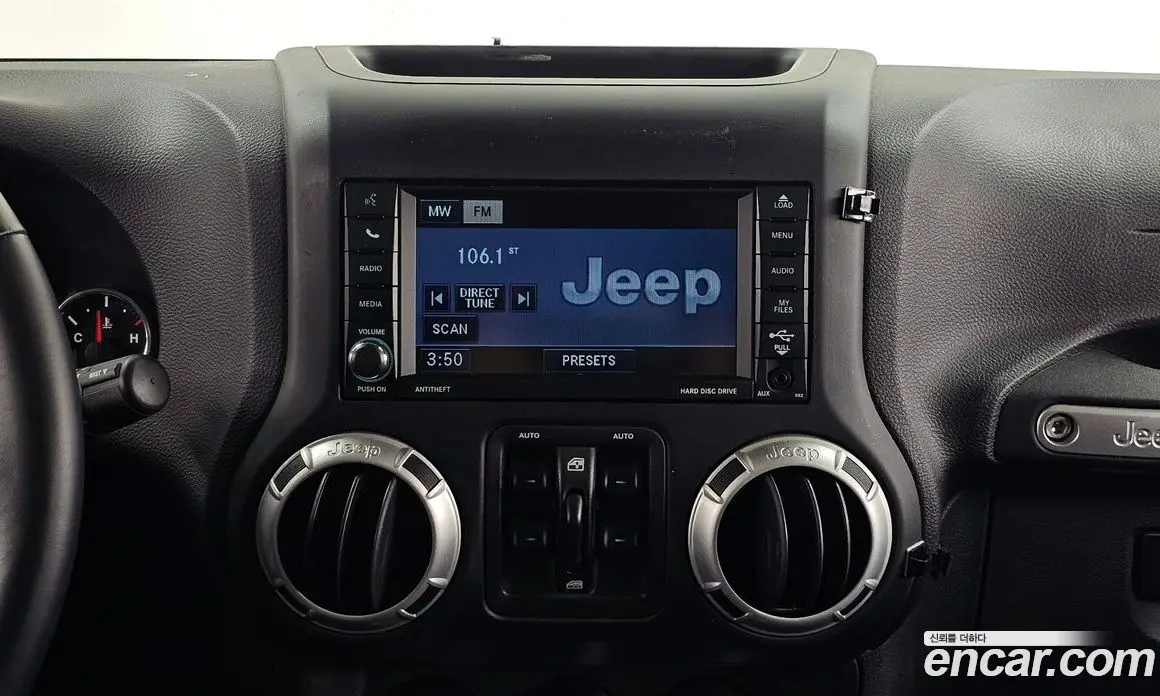 Jeep Wrangler 2012 2.8 автомат (гидро), фото 14 Jeep Wrangler 2012 2.8 автомат (гидро), фото 14