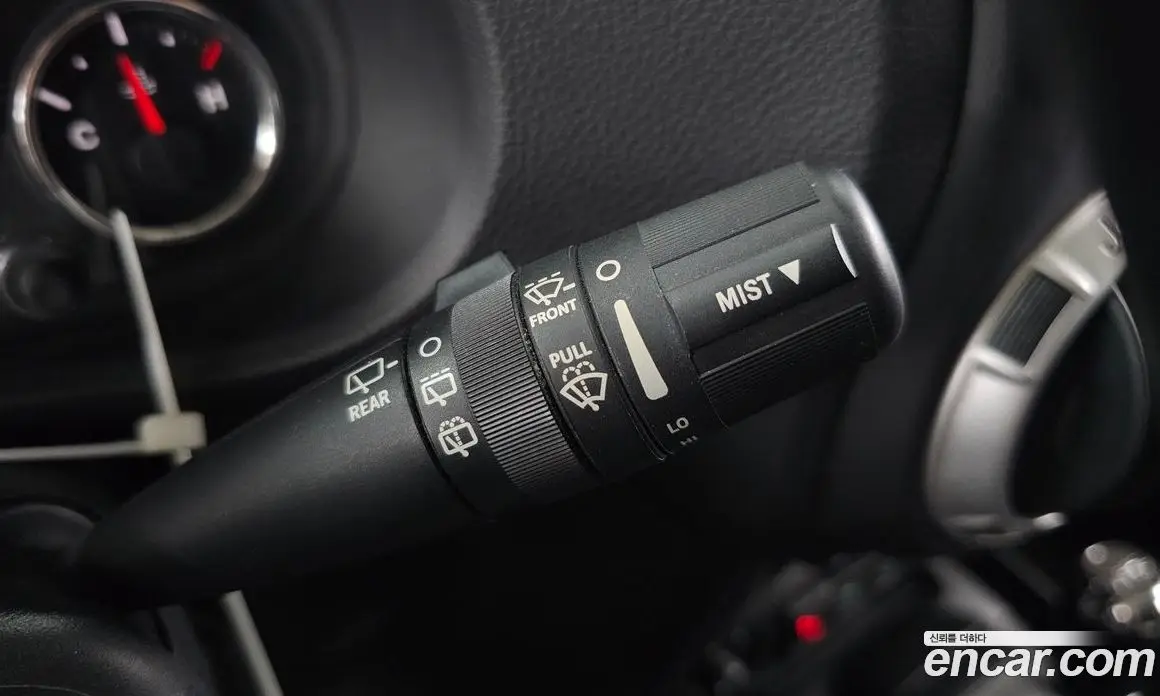 Jeep Wrangler 2012 2.8 автомат (гидро), фото 18 Jeep Wrangler 2012 2.8 автомат (гидро), фото 18