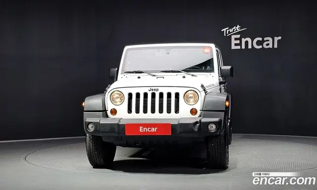 Jeep Wrangler 2012 2.8 автомат (гидро), миниатюра 3 Jeep Wrangler 2012 2.8 автомат (гидро), миниатюра 3