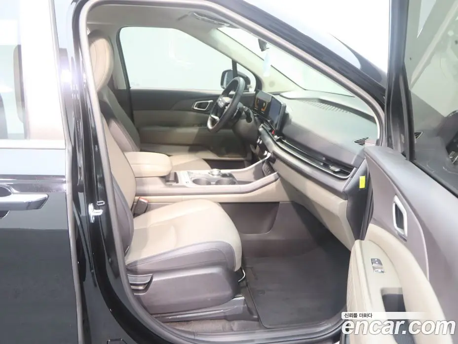 Kia Carnival 2025 2.2 автомат (гидро), фото 11 Kia Carnival 2025 2.2 автомат (гидро), фото 11