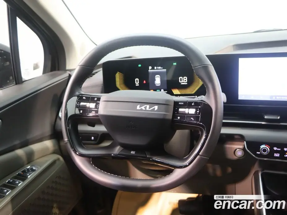 Kia Carnival 2025 2.2 автомат (гидро), фото 12 Kia Carnival 2025 2.2 автомат (гидро), фото 12